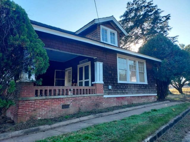 28 Johnson Avenue, Manchester, GA 31816