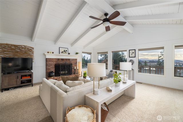 425 Yakima Place, La Conner, WA 98257