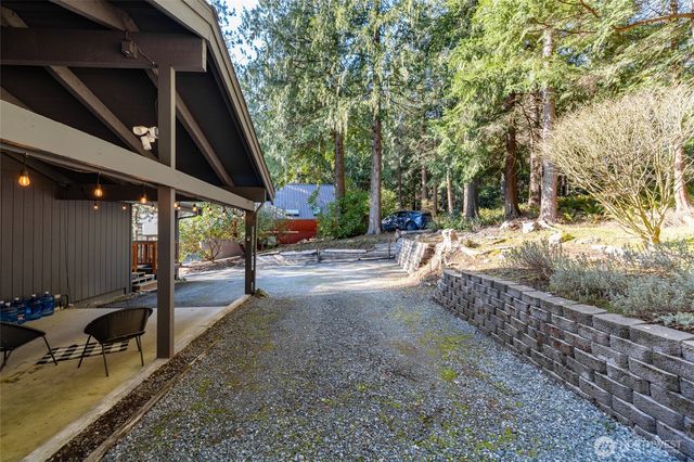 425 Yakima Place, La Conner, WA 98257