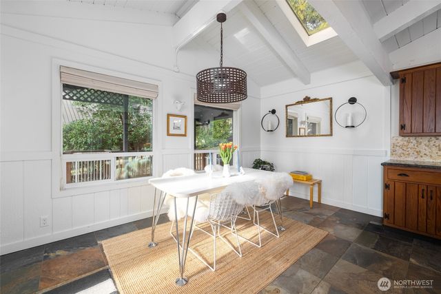 425 Yakima Place, La Conner, WA 98257