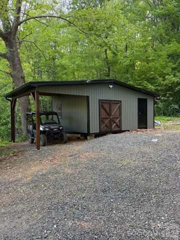 71 Ledford Ridge Lane, Bakersville, NC 28705