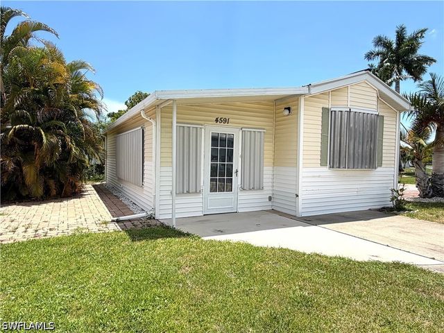 4591 Candlestick CT E, Estero, FL 33928