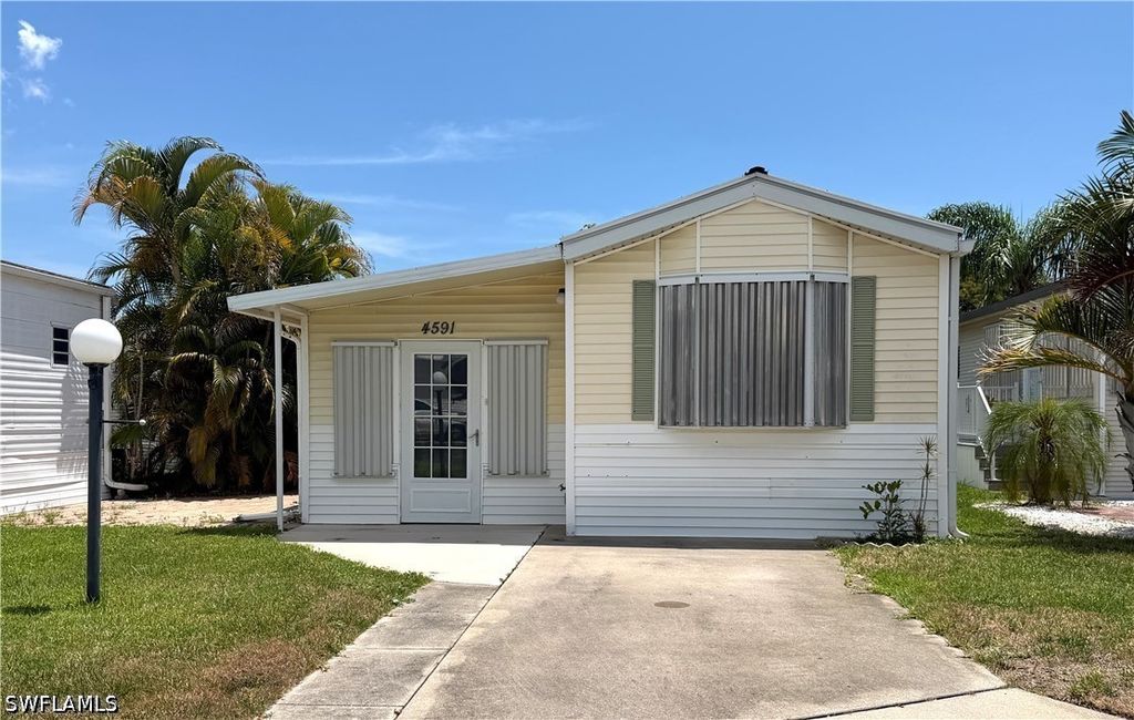 4591 Candlestick CT E, Estero, FL 33928