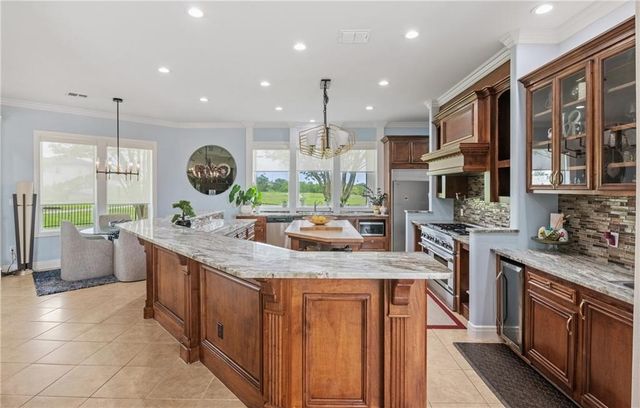 6002 Garden Ct, Corpus Christi, TX 78414