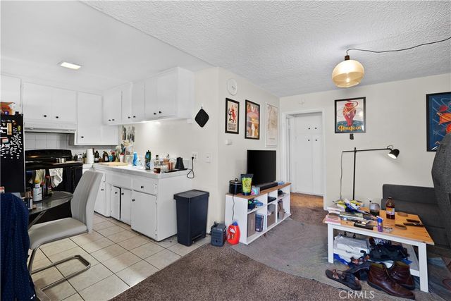 735 W 18th, Costa Mesa, CA 92627