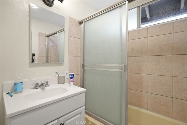 735 W 18th, Costa Mesa, CA 92627