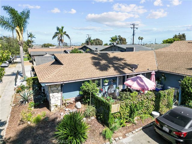 735 W 18th, Costa Mesa, CA 92627