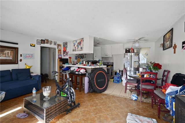 735 W 18th, Costa Mesa, CA 92627