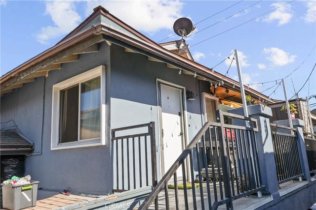 735 W 18th, Costa Mesa, CA 92627