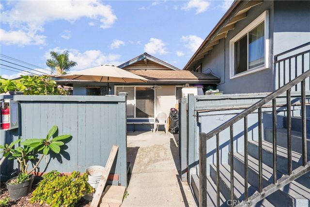735 W 18th, Costa Mesa, CA 92627