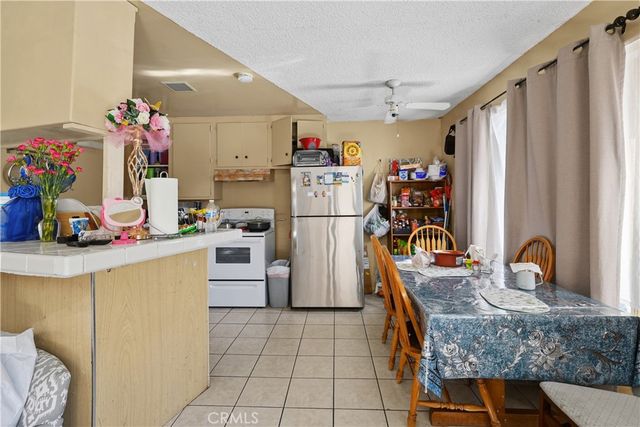 735 W 18th, Costa Mesa, CA 92627