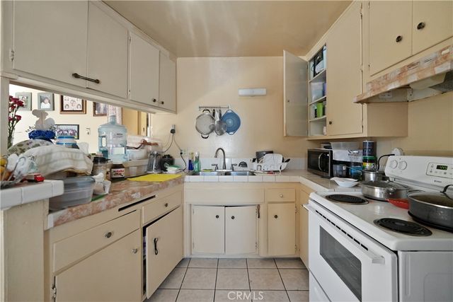 735 W 18th, Costa Mesa, CA 92627