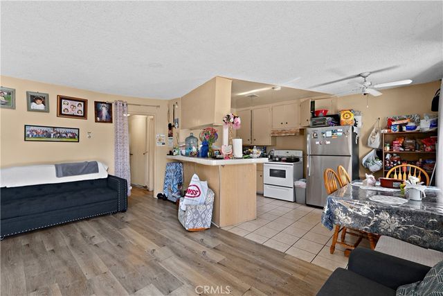 735 W 18th, Costa Mesa, CA 92627