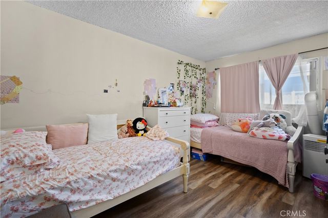 735 W 18th, Costa Mesa, CA 92627