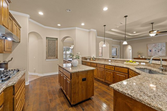 165 Silverado DR, Georgetown, TX 78633