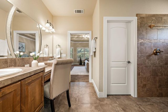165 Silverado DR, Georgetown, TX 78633