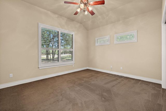 165 Silverado DR, Georgetown, TX 78633