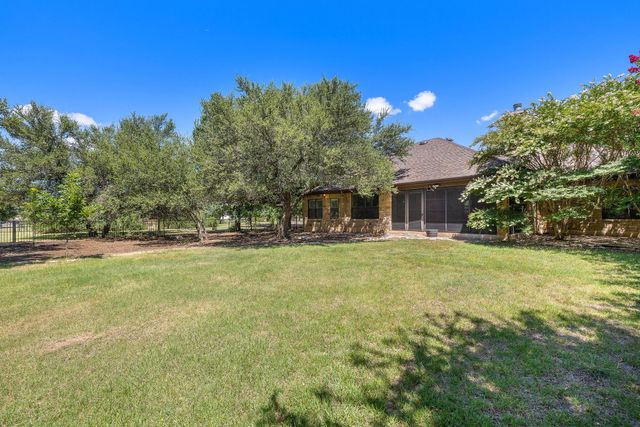 165 Silverado DR, Georgetown, TX 78633