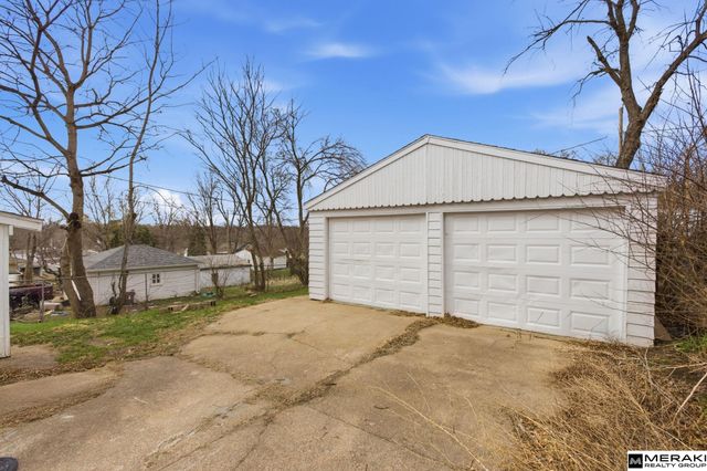 6924 Wirt Street, Omaha, NE 68104