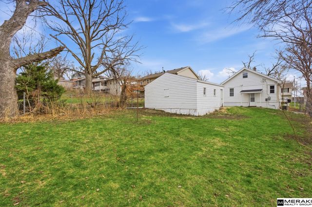 6924 Wirt Street, Omaha, NE 68104