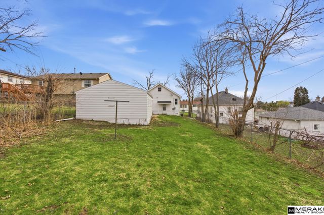 6924 Wirt Street, Omaha, NE 68104