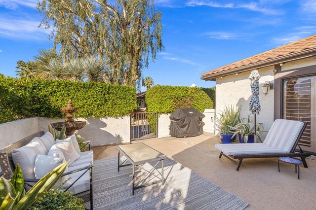 70070 Frank Sinatra Drive 14, Rancho Mirage, CA 92270