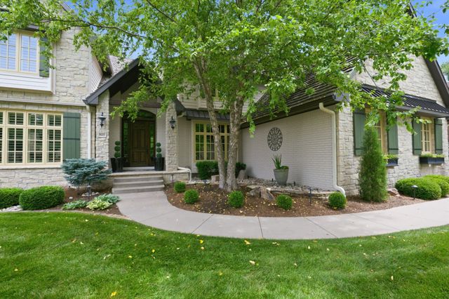 9423 E Cross Creek St, Wichita, KS 67206