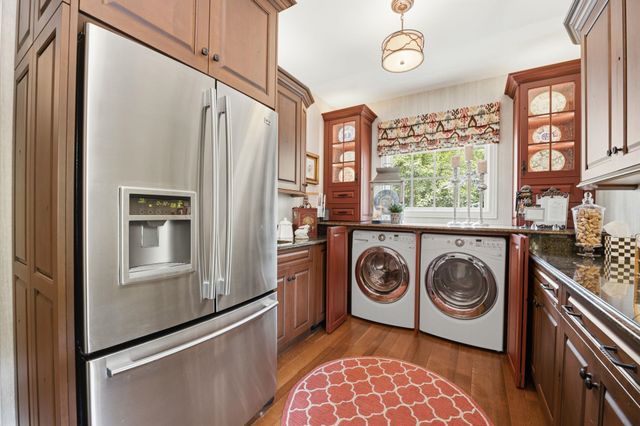 9423 E Cross Creek St, Wichita, KS 67206