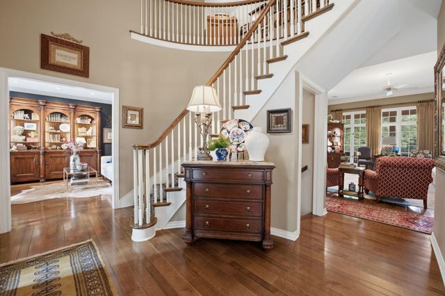 9423 E Cross Creek St, Wichita, KS 67206