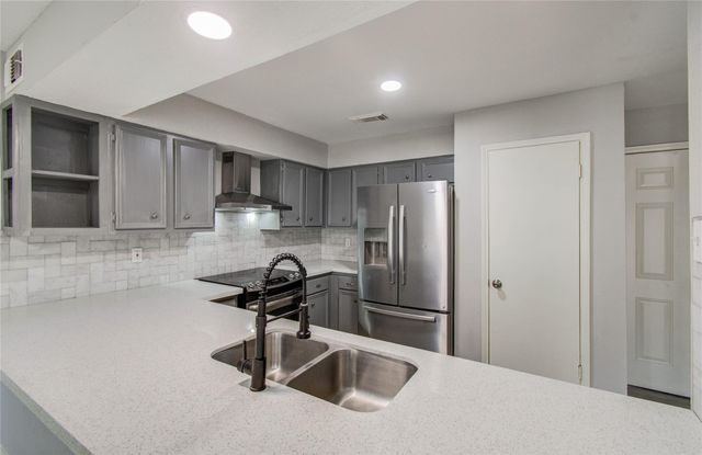 5714 Easthampton Drive C, Houston, TX 77039
