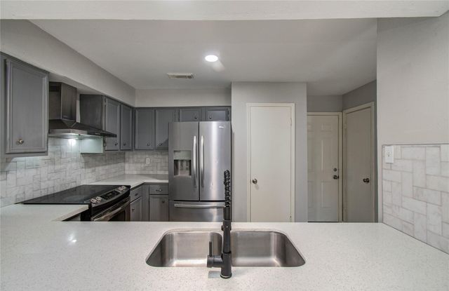 5714 Easthampton Drive C, Houston, TX 77039