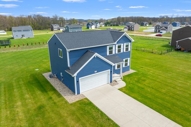 47805 Silver Oaks West W, Almena Twp, MI 49071