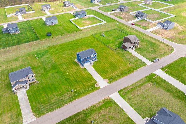 47805 Silver Oaks West W, Almena Twp, MI 49071