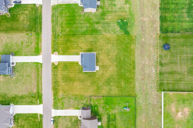 47805 Silver Oaks West W, Almena Twp, MI 49071