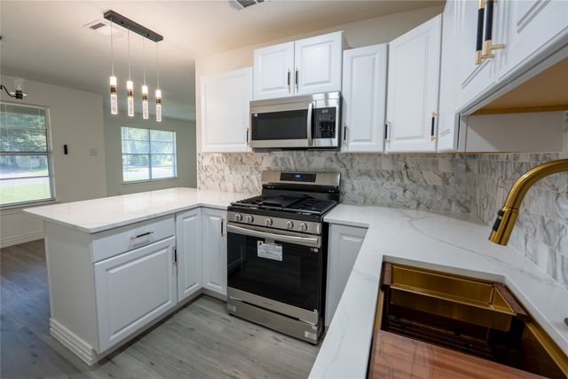 1620 E King Street, Sherman, TX 75090