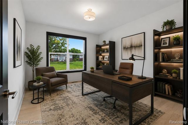 1283 Bloomingdale Drive, Troy, MI 48085