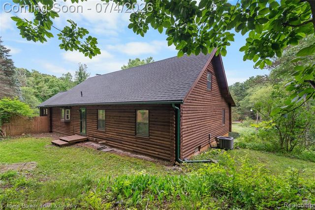 7335 Richardson Road, Howell, MI 48843