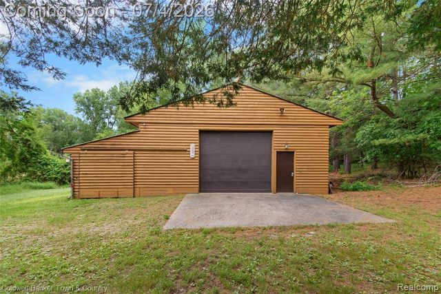 7335 Richardson Road, Howell, MI 48843