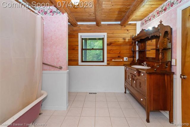 7335 Richardson Road, Howell, MI 48843