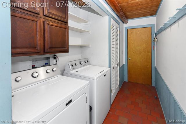 7335 Richardson Road, Howell, MI 48843