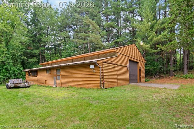7335 Richardson Road, Howell, MI 48843