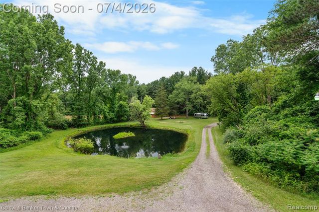7335 Richardson Road, Howell, MI 48843