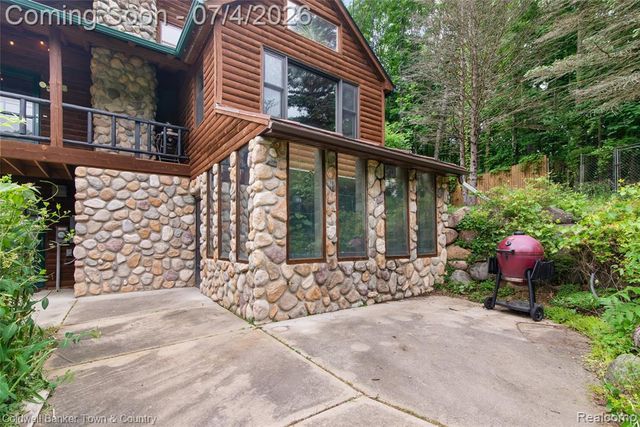 7335 Richardson Road, Howell, MI 48843