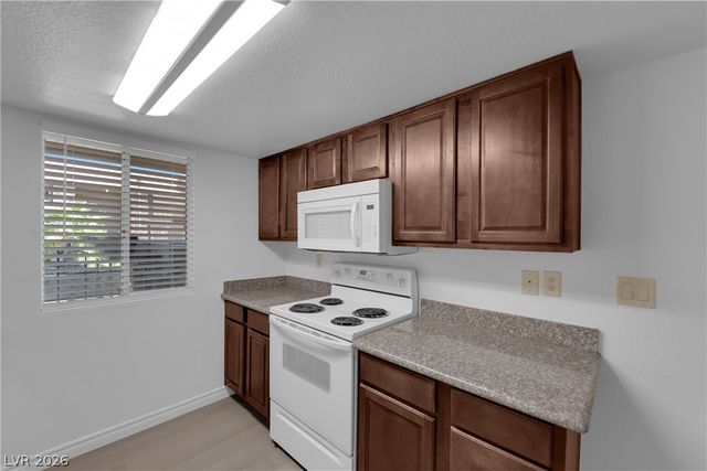 5295 INDIAN RIVER Drive 301, Las Vegas, NV 89103