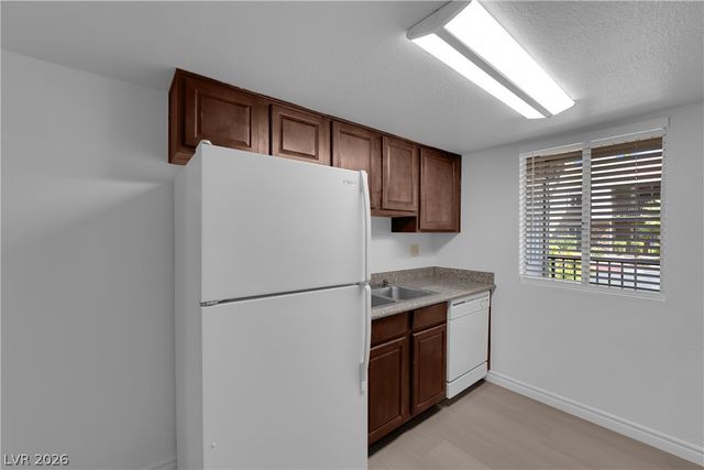 5295 INDIAN RIVER Drive 301, Las Vegas, NV 89103