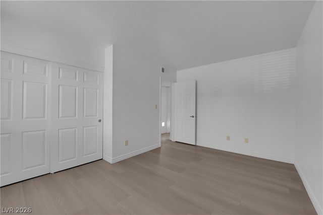 5295 INDIAN RIVER Drive 301, Las Vegas, NV 89103