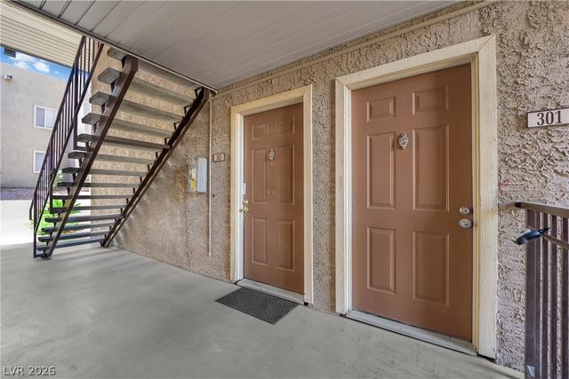 5295 INDIAN RIVER Drive 301, Las Vegas, NV 89103