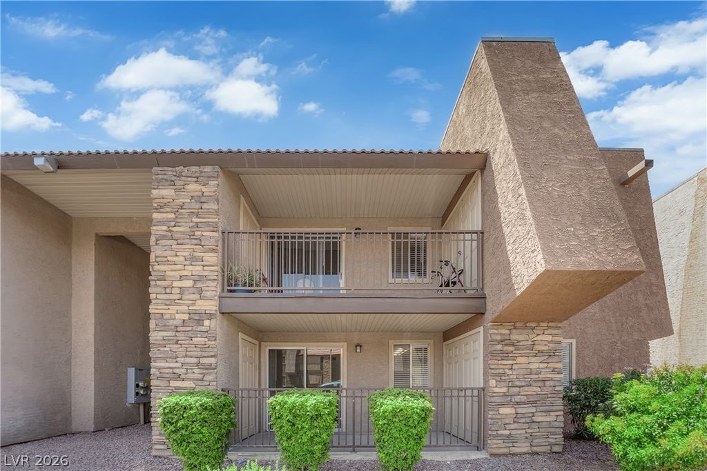 5295 INDIAN RIVER Drive 301, Las Vegas, NV 89103