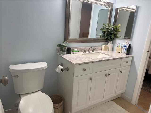 3430 NW 52nd Avenue 206, Lauderdale Lakes, FL 33319