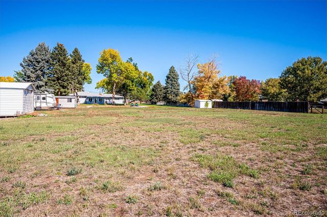 8690 W Jefferson Avenue, Lakewood, CO 80235